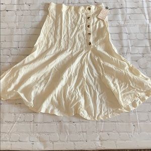 🆕Free People Ecru Skirt : GORGEOUS Spring Update!